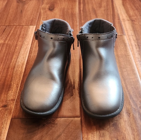 Stride Rite Metallic Booties - Picture 6 of 9